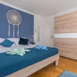 Vakantiehuis Awesome In With Sauna