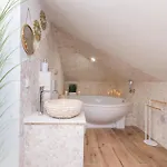 Vakantiehuis Awesome In With Sauna