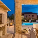 Awesome In With Sauna Vakantiehuis Turanj